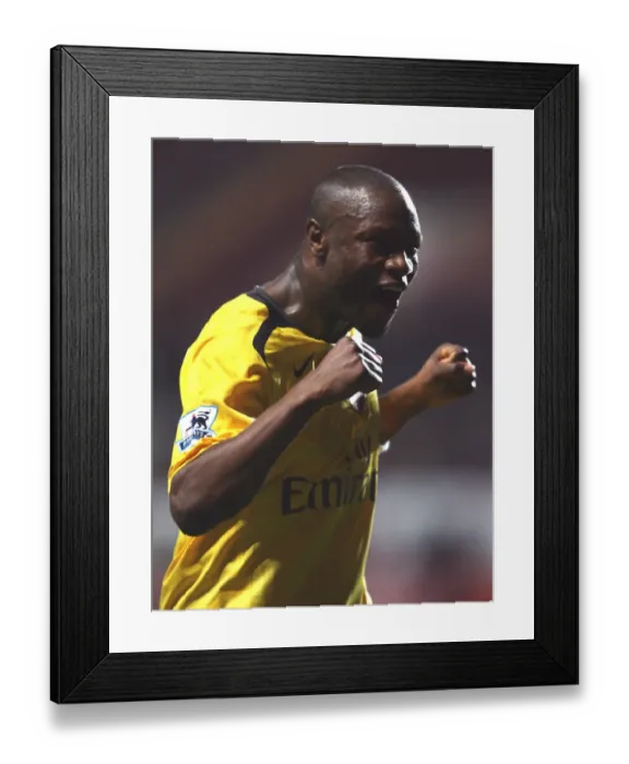 Framed Print : William Gallas celebrates the Arsenal victory after the match