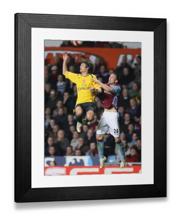 Framed Print : Tomas Rosicky (Arsenal) Phil Bardsley (Aston Villa) Framed Print : Tomas Rosicky (Arsenal) Phil Bardsley (Aston Villa)