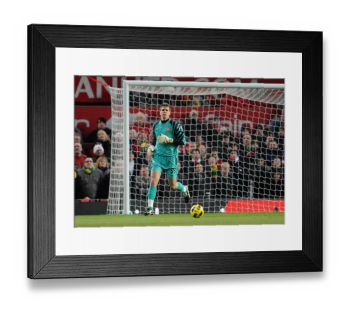 Framed Print : Wojciech Szczesny: Arsenal's Wall at Old Trafford in Manchester United's 1:0 Win (2010-11 Barclays Premier League) Framed Print : Wojciech Szczesny: Arsenal's Wall at Old Trafford in Manchester United's 1:0 Win (2010-11 Barclays Premier League)