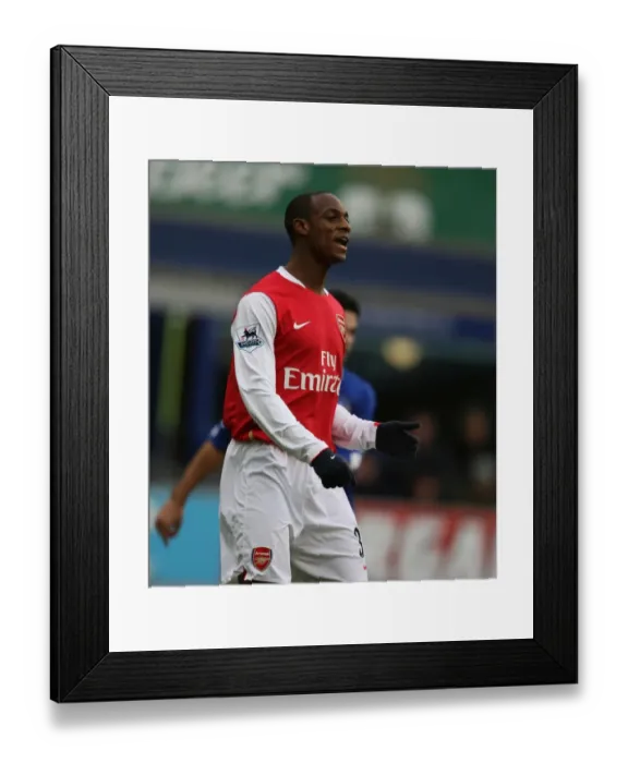 Framed Print : Justin Hoyte Defending for Arsenal at Goodison Park, March 2007: Everton vs Arsenal, Barclays Premiership Framed Print : Justin Hoyte Defending for Arsenal at Goodison Park, March 2007: Everton vs Arsenal, Barclays Premiership