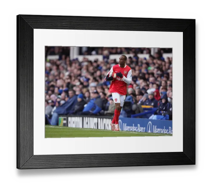 Framed Print : Justin Hoyte's Game-Winning Performance: Arsenal 1-0 Everton, 2007 (Goodison Park) Framed Print : Justin Hoyte's Game-Winning Performance: Arsenal 1-0 Everton, 2007 (Goodison Park)
