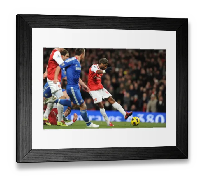 Framed Print : Alex Song scores Arsenals 1st goal. Arsenal 3: 1 Chelsea. Barclays Premier League