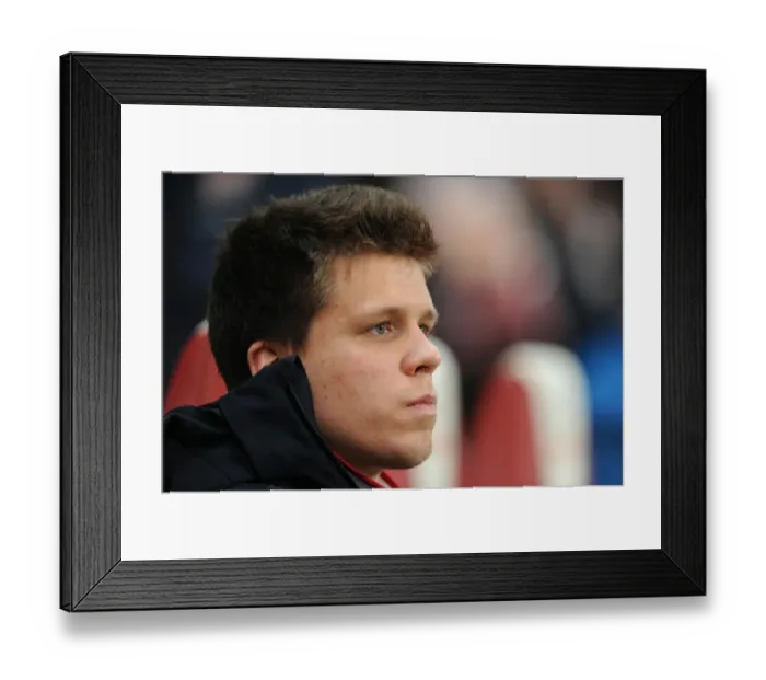 Framed Print : Wojciech Szczesny (Arsenal). Arsenal 3: 1 Chelsea. Barclays Premier League Framed Print : Wojciech Szczesny (Arsenal). Arsenal 3: 1 Chelsea. Barclays Premier League