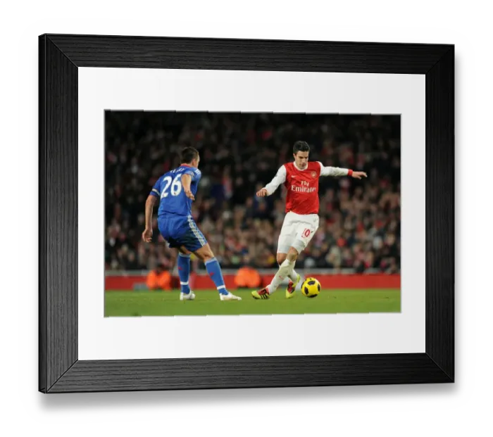 Framed Print : Van Persie's Hat-Trick: Arsenal's 3-1 Victory Over Chelsea in the Premier League