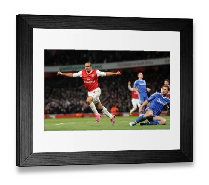 Framed Print : Theo Walcott's Triumph: Arsenal's Exhilarating 3-1 Victory Over Chelsea (2010-11) Framed Print : Theo Walcott's Triumph: Arsenal's Exhilarating 3-1 Victory Over Chelsea (2010-11)