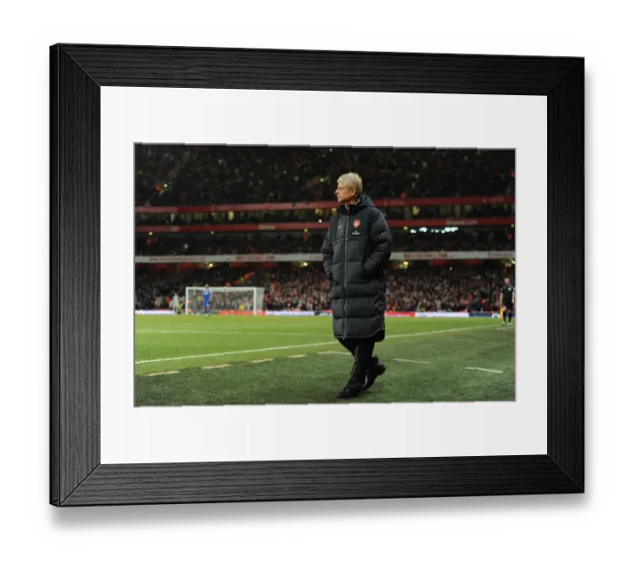 Framed Print : Arsenal Wenger the Arsenal Manager. Arsenal 3: 1 Chelsea. Barclays Premier League Framed Print : Arsenal Wenger the Arsenal Manager. Arsenal 3: 1 Chelsea. Barclays Premier League