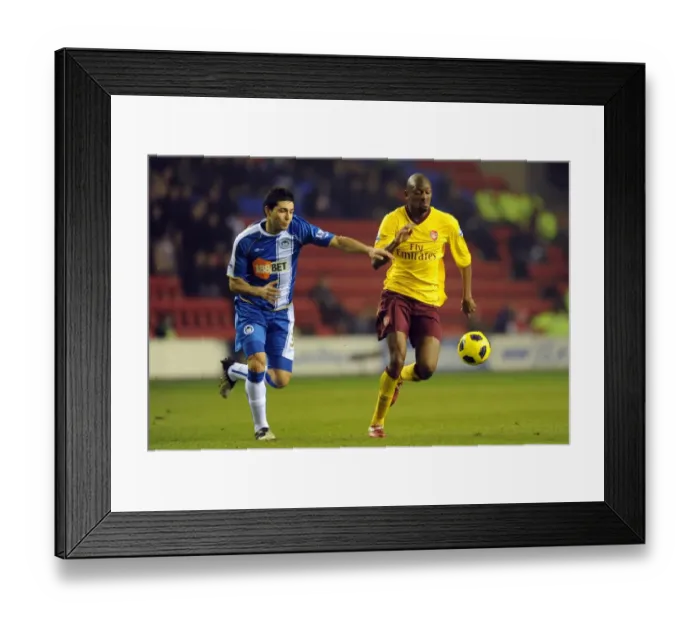 Framed Print : Diaby vs. Alcaraz: Dramatic Draw at Wigan - Arsenal vs. Wigan Athletic, 2010