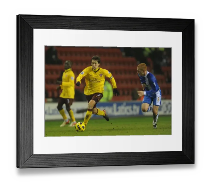 Framed Print : Tomas Rosicky (Arsenal) Ben Watson (Wigan). Wigan Athletic 2: 2 Arsenal