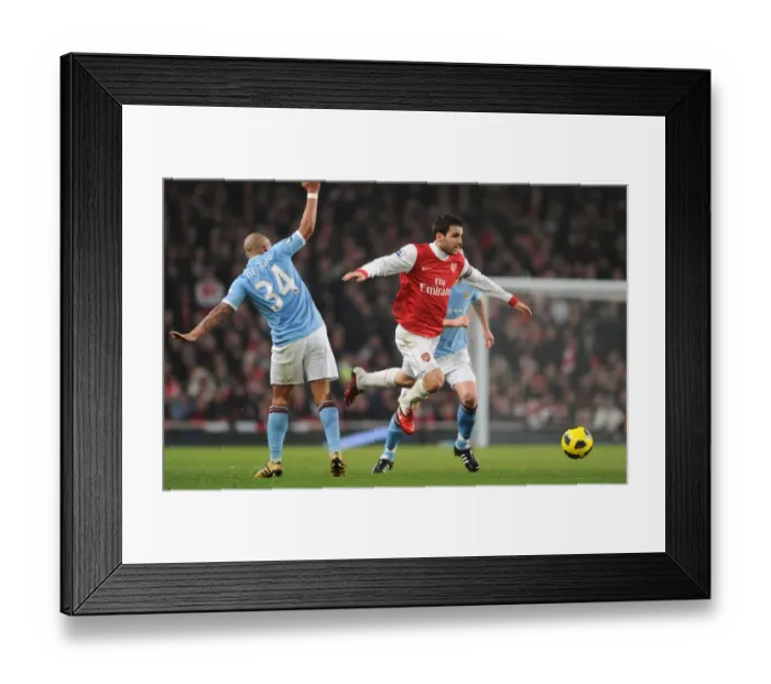 Framed Print : Cesc Fabregas (Arsenal) Nigel De Jong (Man City). Arsenal 0: 0 Manchester City Framed Print : Cesc Fabregas (Arsenal) Nigel De Jong (Man City). Arsenal 0: 0 Manchester City