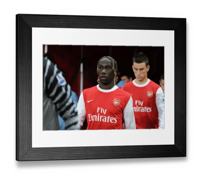 Framed Print : Bacary Sagna (Arsenal). Arsenal 0: 0 Manchester City. Barclays Premier League Framed Print : Bacary Sagna (Arsenal). Arsenal 0: 0 Manchester City. Barclays Premier League