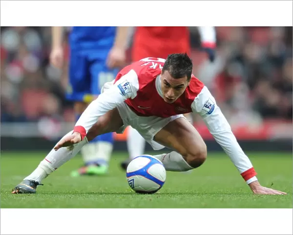 Marouane Chamakh (Arsenal). Arsenal 1: 1 Leeds United, FA Cup 3rd Round