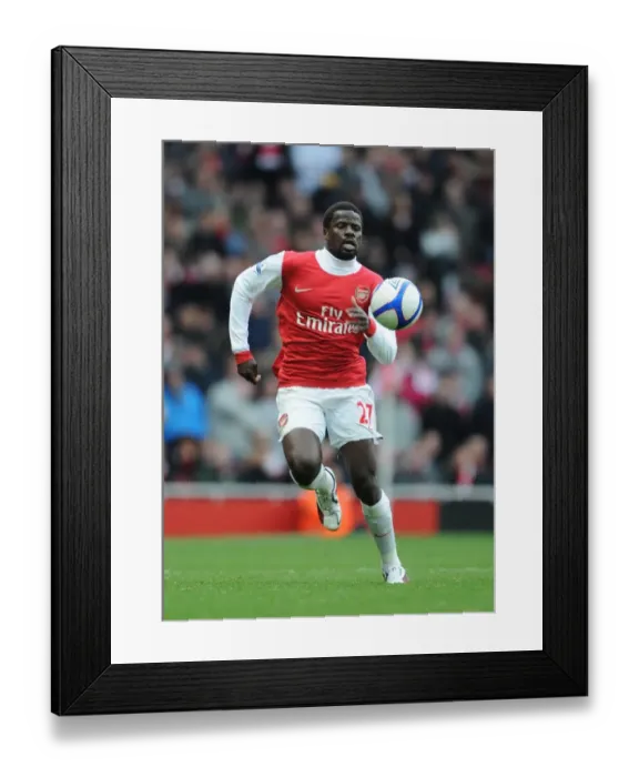 Framed Print : Emmanuel Eboue in Action: Arsenal vs Leeds United, FA Cup 3rd Round, Emirates Stadium Framed Print : Emmanuel Eboue in Action: Arsenal vs Leeds United, FA Cup 3rd Round, Emirates Stadium