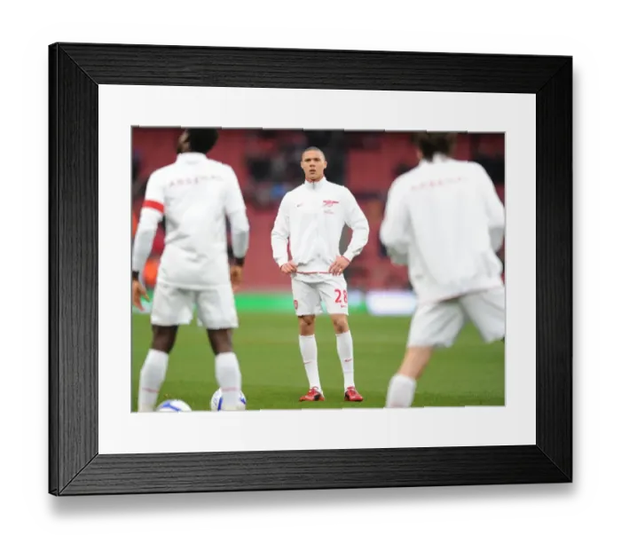 Framed Print : Arsenal's Kieran Gibbs in FA Cup Action vs Leeds United at Emirates Stadium