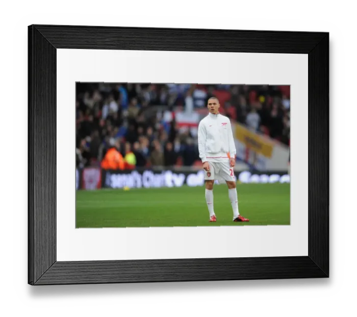 Framed Print : Kieran Gibbs (Arsenal). Arsenal 1: 1 Leeds United, FA Cup 3rd Round, Emirates Stadium Framed Print : Kieran Gibbs (Arsenal). Arsenal 1: 1 Leeds United, FA Cup 3rd Round, Emirates Stadium