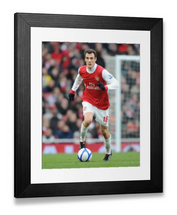 Framed Print : Sebastien Squillaci (Arsenal). Arsenal 1: 1 Leeds United, FA Cup 3rd Round