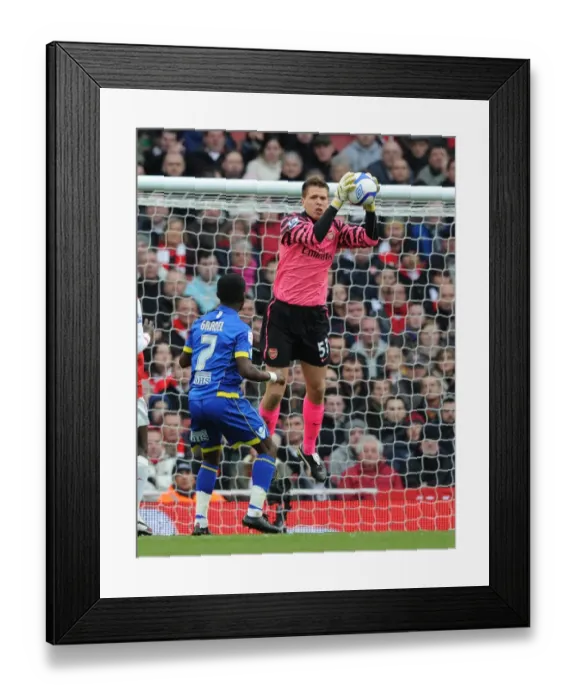 Framed Print : Wojcjech Szczesny (Arsenal). Arsenal 1: 1 Leeds United, FA Cup 3rd Round Framed Print : Wojcjech Szczesny (Arsenal). Arsenal 1: 1 Leeds United, FA Cup 3rd Round