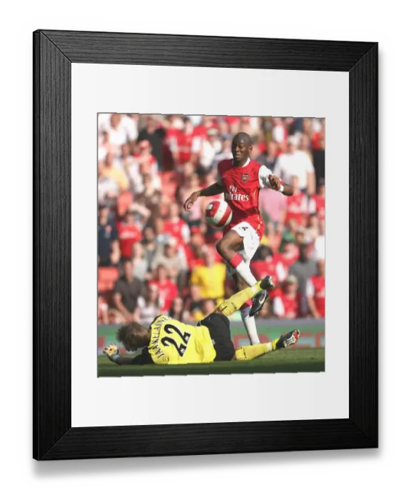Framed Print : Abu Diaby vs. Jussi Jääskeläinen: Arsenal's Edge over Bolton Wanderers in the FA Premiership, 2007