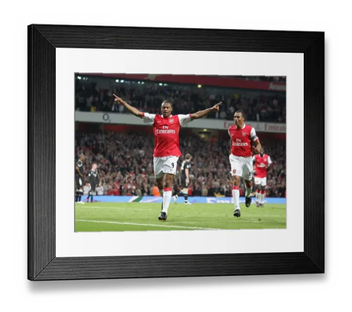 Framed Print : Julio Baptista and Gilberto: The Triumphant Moment - Arsenal's 3rd Goal vs Manchester City (17 / 4 / 07) Framed Print : Julio Baptista and Gilberto: The Triumphant Moment - Arsenal's 3rd Goal vs Manchester City (17 / 4 / 07)
