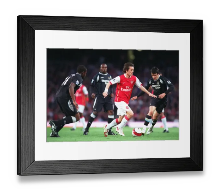 Framed Print : Tomas Rosicky (Arsenal) Nedum Onuoha and Joey Barton (Man City)