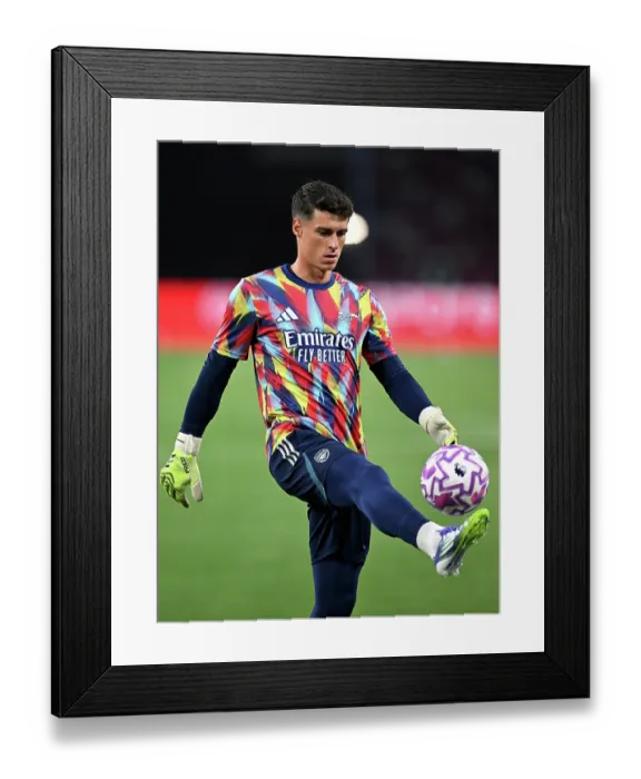 Framed Print : Arsenal FC v AC Milan: Pre-Season Friendly Framed Print : Arsenal FC v AC Milan: Pre-Season Friendly