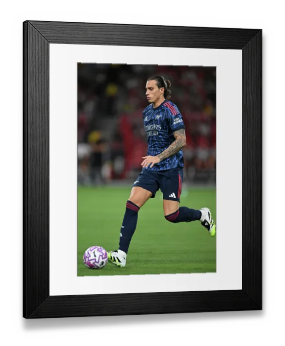 Framed Print : Arsenal FC v AC Milan: Pre-Season Friendly Framed Print : Arsenal FC v AC Milan: Pre-Season Friendly