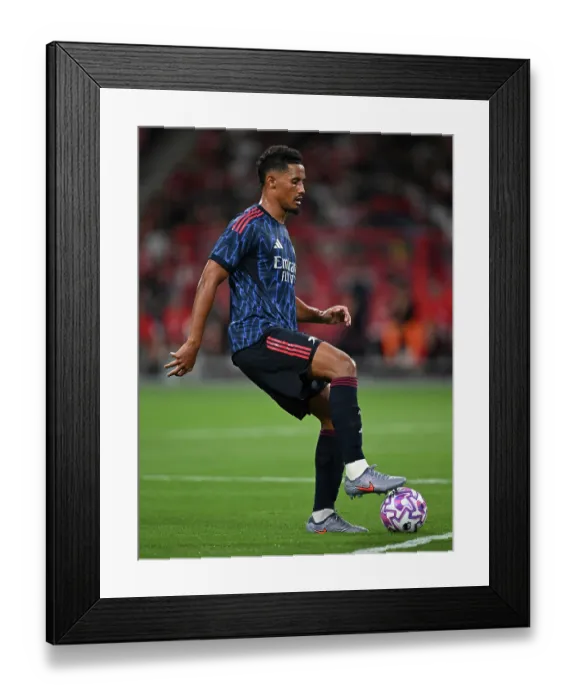 Framed Print : Arsenal FC v AC Milan: Pre-Season Friendly