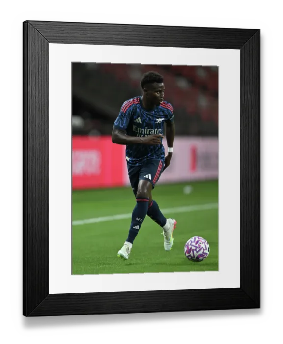 Framed Print : Arsenal FC v AC Milan: Pre-Season Friendly Framed Print : Arsenal FC v AC Milan: Pre-Season Friendly