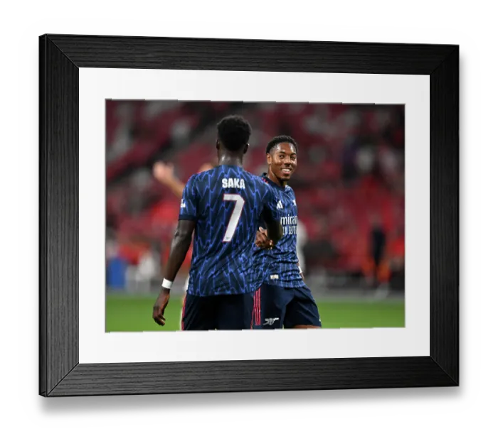 Framed Print : Arsenal FC v AC Milan: Pre-Season Friendly Framed Print : Arsenal FC v AC Milan: Pre-Season Friendly