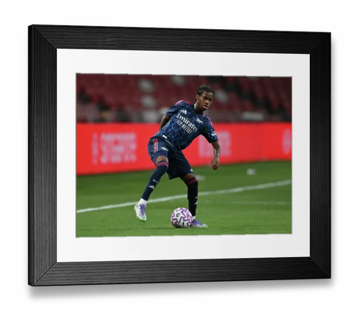 Framed Print : Arsenal FC v AC Milan: Pre-Season Friendly