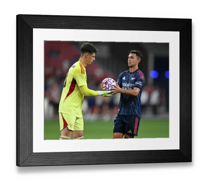 Framed Print : Arsenal FC v AC Milan: Pre-Season Friendly Framed Print : Arsenal FC v AC Milan: Pre-Season Friendly