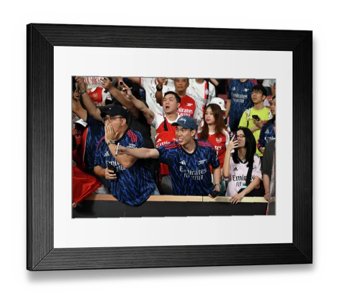 Framed Print : Arsenal FC v AC Milan: Pre-Season Friendly