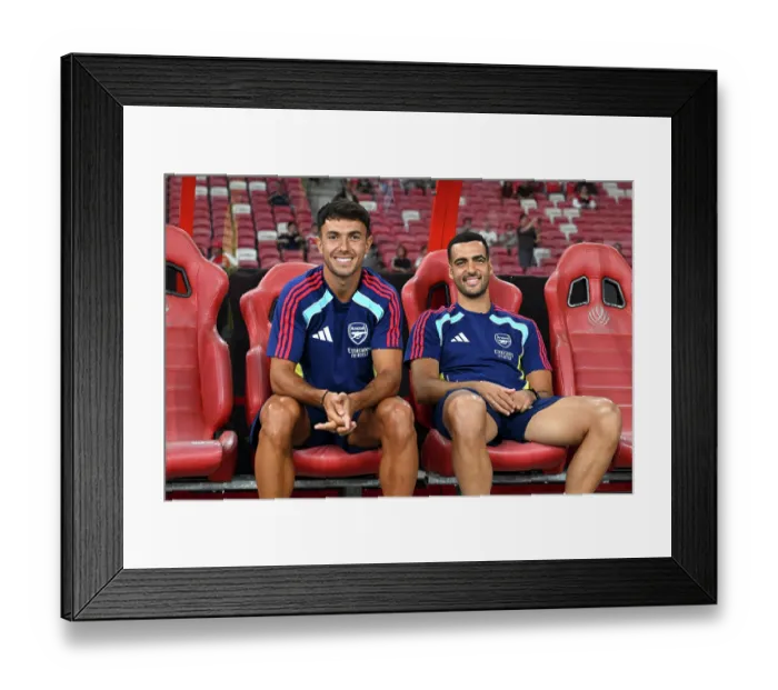 Framed Print : Arsenal FC v AC Milan: Pre-Season Friendly