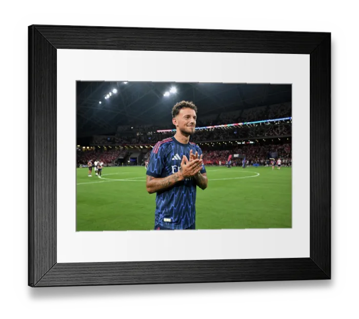 Framed Print : Arsenal FC v AC Milan: Pre-Season Friendly Framed Print : Arsenal FC v AC Milan: Pre-Season Friendly