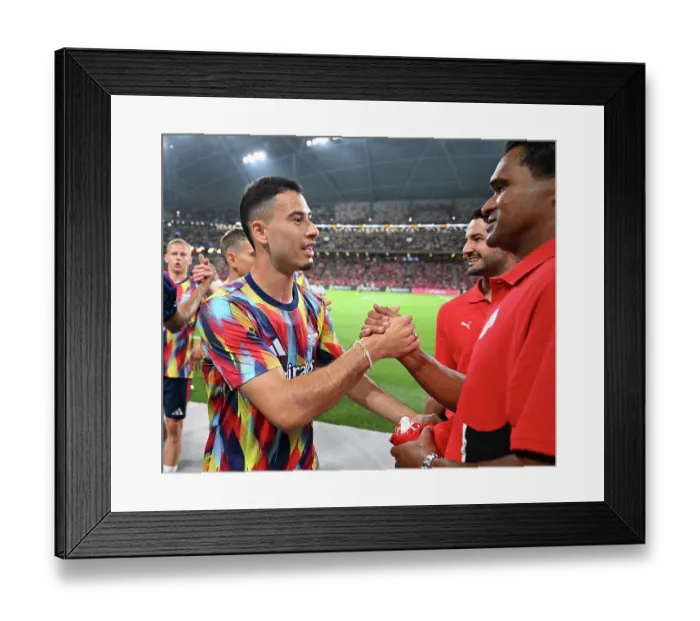 Framed Print : Arsenal FC v AC Milan: Pre-Season Friendly