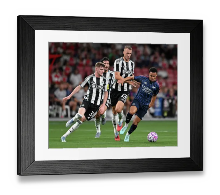 Framed Print : Arsenal v Newcastle: Pre-Season Friendly