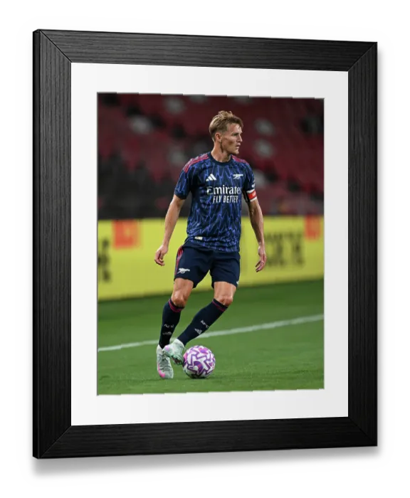 Framed Print : Arsenal v Newcastle: Pre-Season Friendly