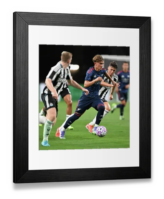 Framed Print : Arsenal v Newcastle: Pre-Season Friendly Framed Print : Arsenal v Newcastle: Pre-Season Friendly
