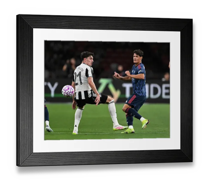 Framed Print : Arsenal v Newcastle: Pre-Season Friendly