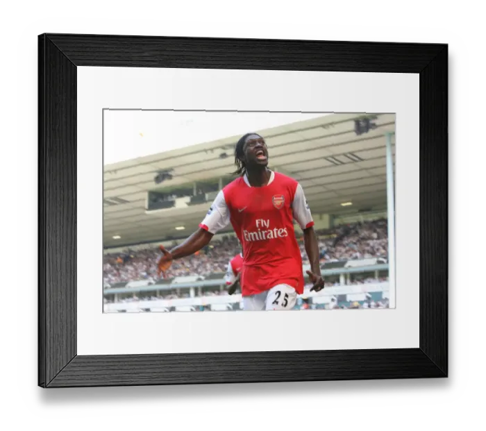 Framed Print : Adebayor's Thrilling Double: Arsenal 2-2 Tottenham, FA Premiership, 2007