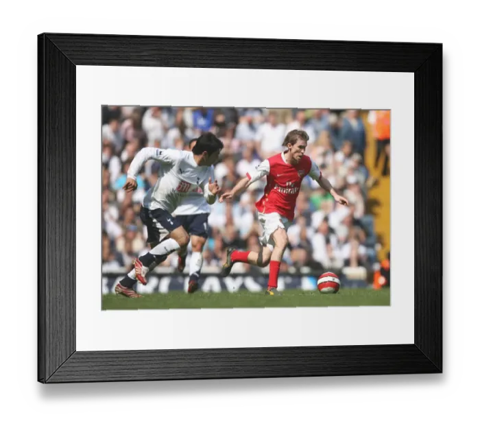 Framed Print : Alex Hleb (Arsenal) Ricardo Rocha (Tottenham) Framed Print : Alex Hleb (Arsenal) Ricardo Rocha (Tottenham)