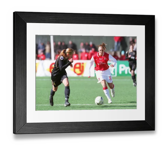 Framed Print : Julie Fleeting (Arsenal) Karolina Westberg (Umea)