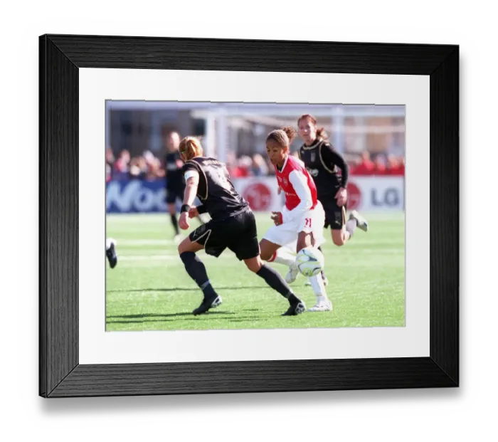 Framed Print : Rachel Yankey (Arsenal) Karolina Westberg (Umea) Framed Print : Rachel Yankey (Arsenal) Karolina Westberg (Umea)