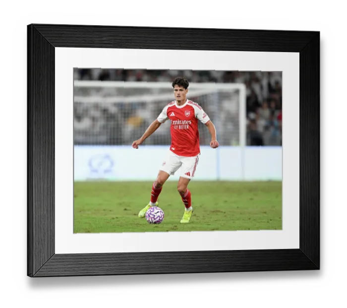 Framed Print : Arsenal v Tottenham Hotspur: Pre-Season Friendly Framed Print : Arsenal v Tottenham Hotspur: Pre-Season Friendly