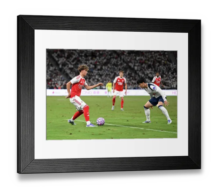 Framed Print : Arsenal v Tottenham Hotspur: Pre-Season Friendly