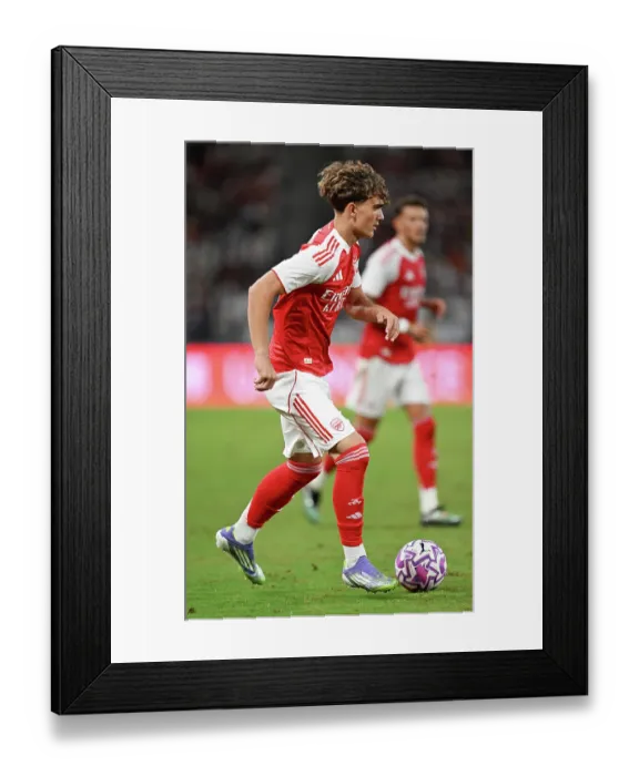 Framed Print : Arsenal v Tottenham Hotspur: Pre-Season Friendly