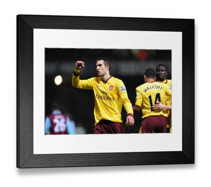 Framed Print : Robin van Persie's Debut Goal: Arsenal's 3-0 Crushing Victory Over West Ham