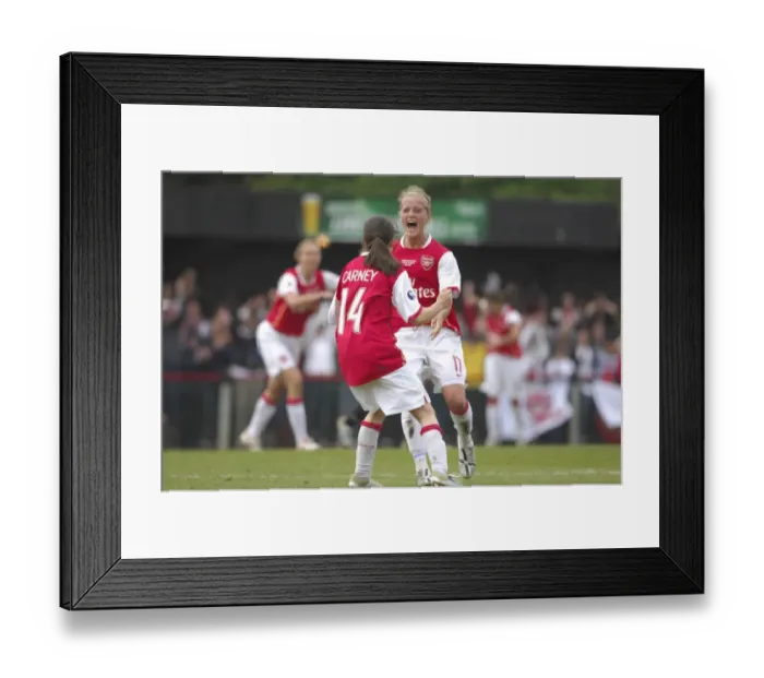 Framed Print : Arsenal Ladies Win UEFA Women's Cup: 2006-07 - Arsenal vs. UMEA IK (1-0 Agg.)