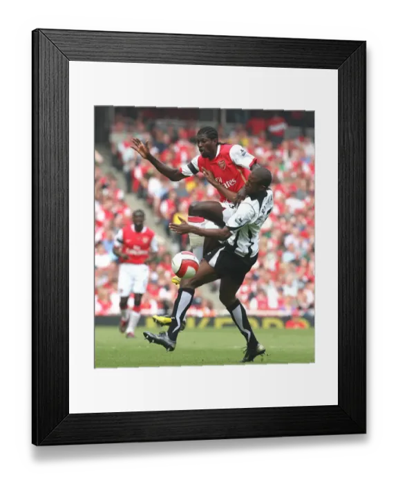 Framed Print : Arsenal's Victory: Adebayor's Brace against Fulham (3-1), 2007 Framed Print : Arsenal's Victory: Adebayor's Brace against Fulham (3-1), 2007