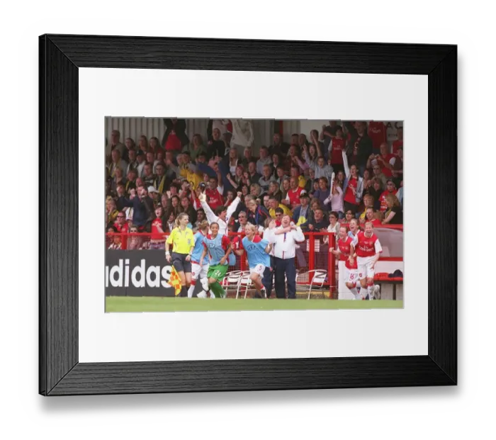 Framed Print : Vic Akers Celebrates Arsenal Ladies UEFA Cup Final Draw against Umea IK