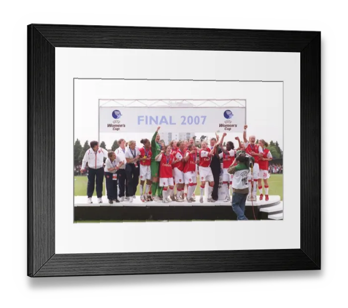 Framed Print : Arsenal Ladies Celebrate European Victory: 0-0 Umea IK, UEFA Cup Final